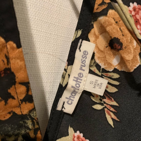 Floral short romper - Picture 4 of 4